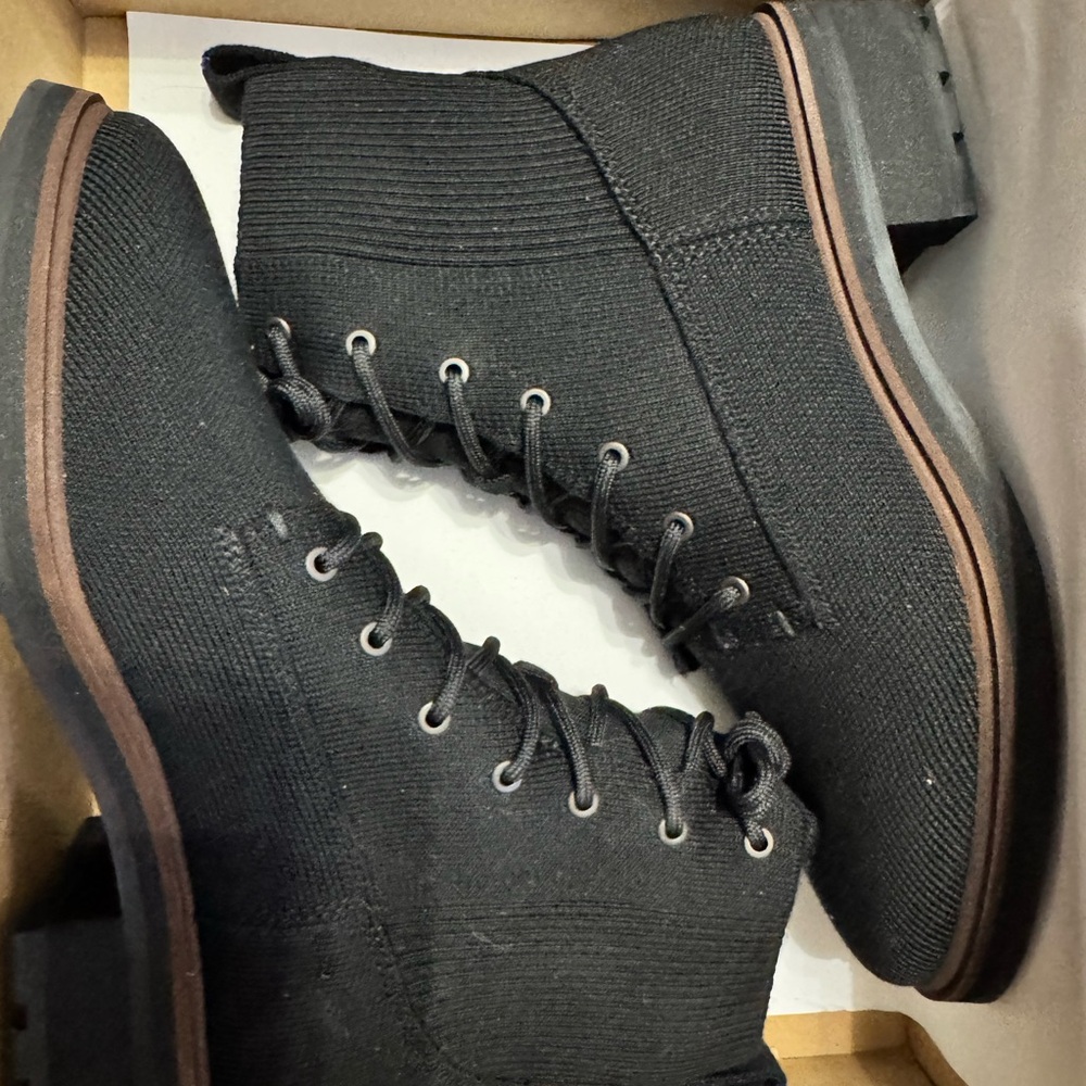 Rothy’s women’s laced lug boot NEW